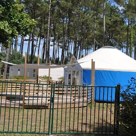 Mobilhome Cote Landaise Les Dunes De Contis 4 Saint-Julien-en-Born Exterior photo